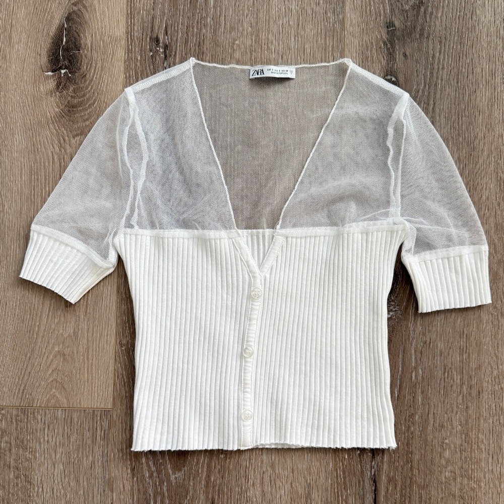 Zara White Ribbed Knit & Sheer V-Neck Button-Front Top